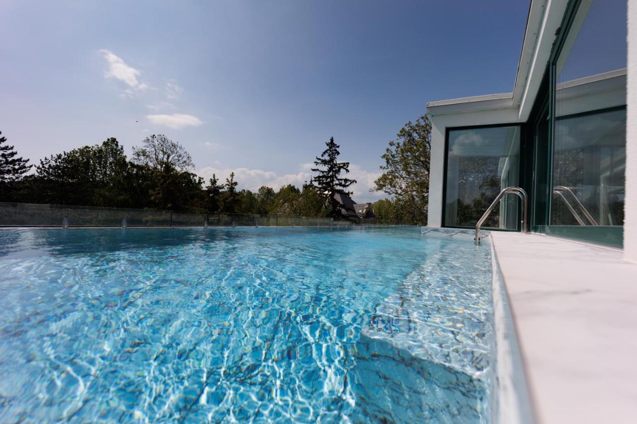Villa Bauhaus Penthouse Wellness Apartman Siófok Esterno foto
